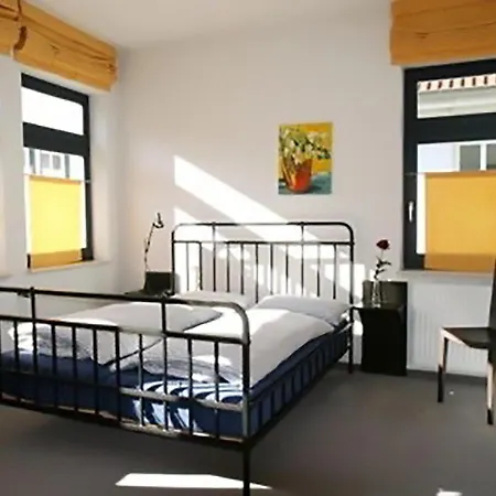 Ferienwohnung Kluen'S Jever Exterior photo